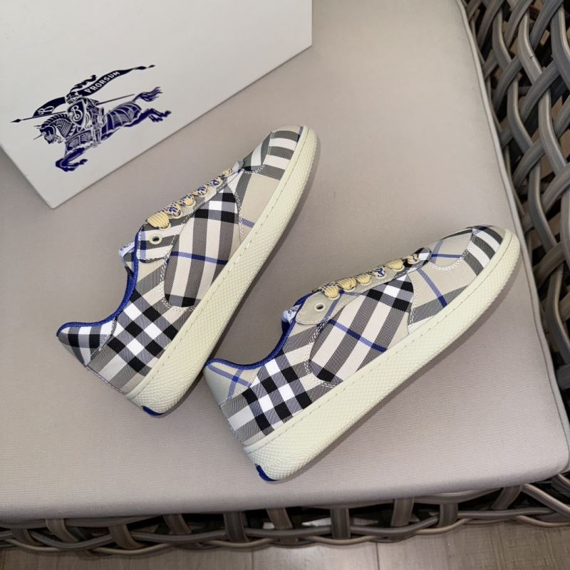 Burberry Low Shoes